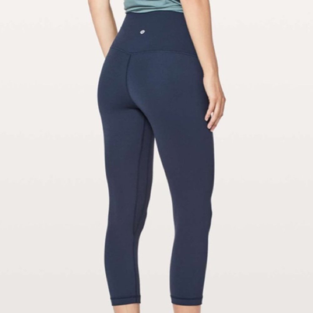 🍋 Lululemon Crop 21”